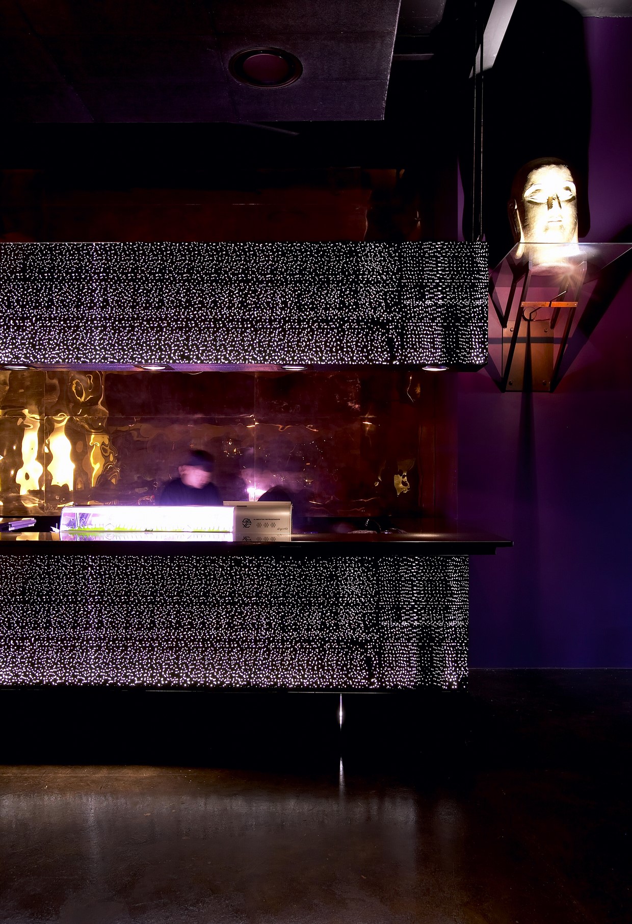 sushi-bar-night-001-r1